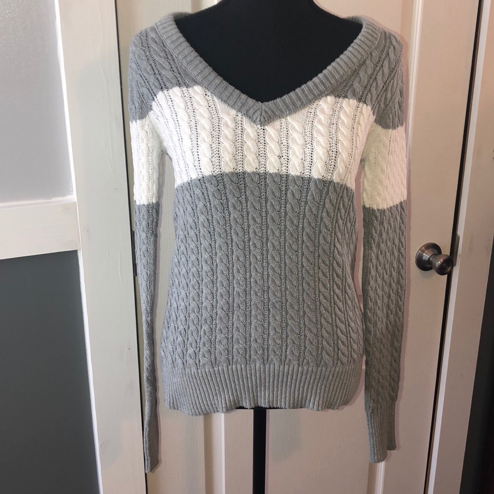 Women’s sweater